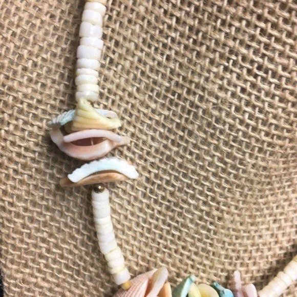 Shell Puka Necklace Bracelet Set White Pink Blue Yellow Salmon Gold Stretch BoHo - Picture 4 of 7